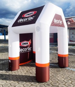 stand 12